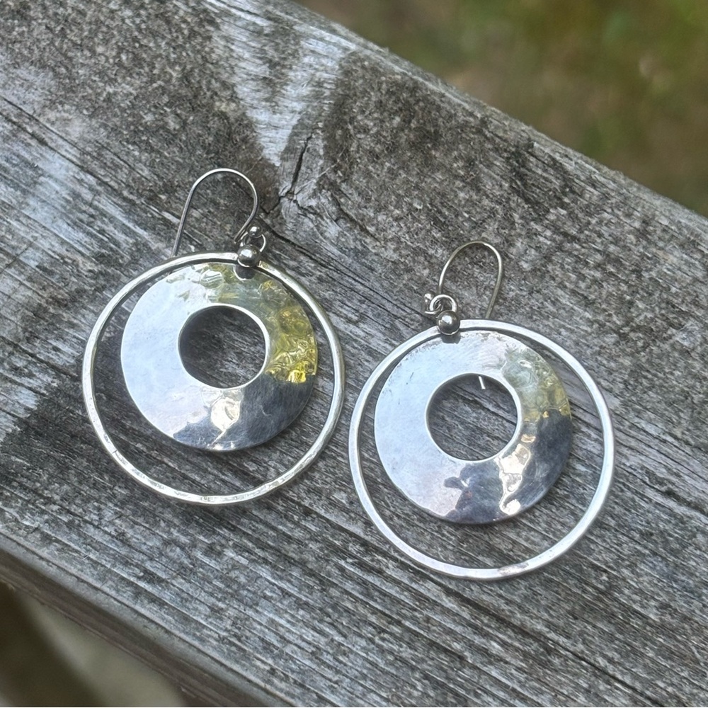Retired Silpada Silver Circle Earrings